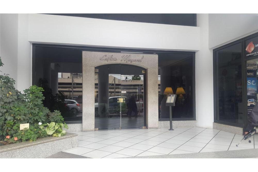 Departamento En Microcentro Con Cochera Salta Ngoại thất bức ảnh